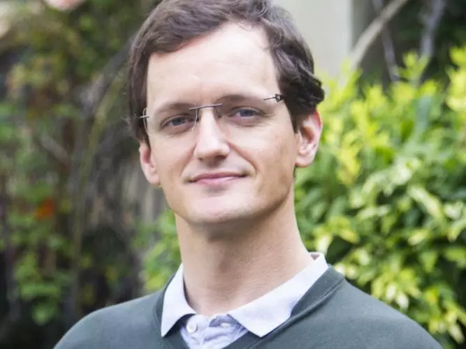 roberto salguero gomez2